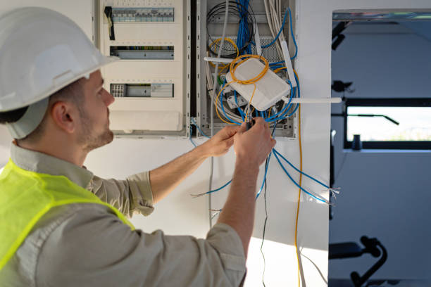 Best Circuit Breaker Repair  in Nellysford, VA